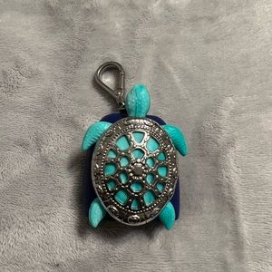 Pocketbac holder with turtle